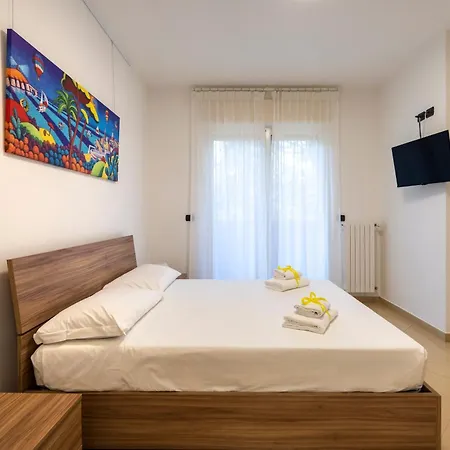 Guesthost - Boscoincitta With Garage And Whirlpool Tub Daire Bari