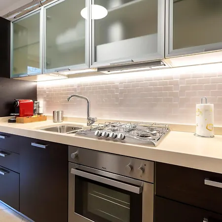 Guesthost - Boscoincitta With Garage And Whirlpool Tub Daire *