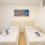 Guesthost - Boscoincitta With Garage And Whirlpool Tub Διαμέρισμα Μπάρι
