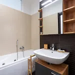 Guesthost - Boscoincitta With Garage And Whirlpool Tub Διαμέρισμα