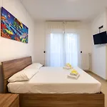 Guesthost - Boscoincitta With Garage And Whirlpool Tub Διαμέρισμα Μπάρι