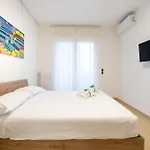 Guesthost - Boscoincitta With Garage And Whirlpool Tub Διαμέρισμα *