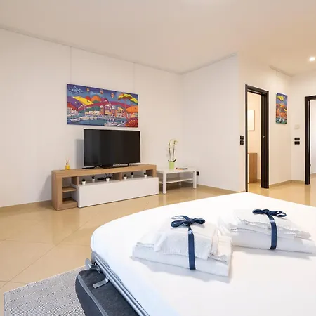 דירה Boscoincitta With Garage And Whirlpool Tub