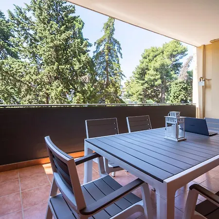 Appartamento Boscoincittà With Garage&whirlpool Tub Bari